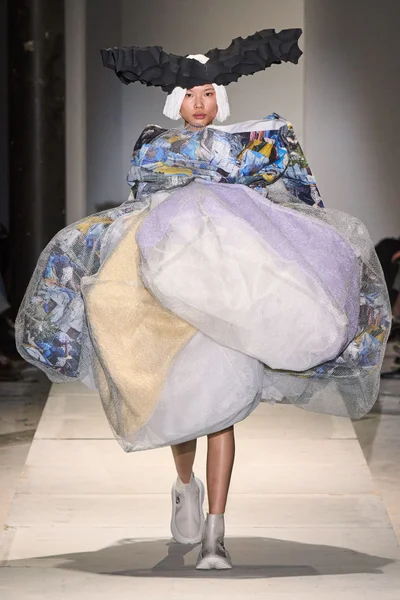 Look 4